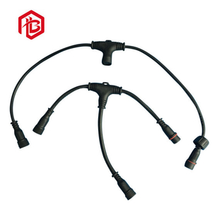T-Typ 3-Wege-IP67-Stecker und -Buchse für elektrische Anschlüsse
